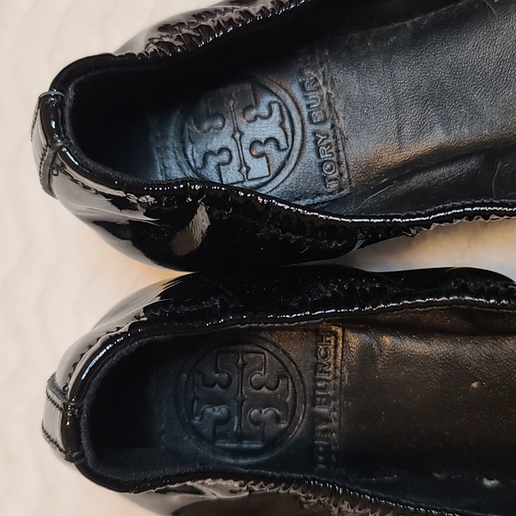 Tory Burch Black Eddie Bow Ballerina  Flats with Gold Emblem Size 6M - Picture 5 of 8
